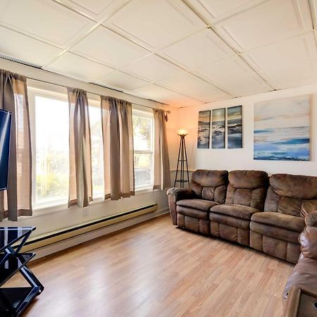 1 Ocean Fun Emerald Isle Apt, Steps To Beaches! Exterior photo