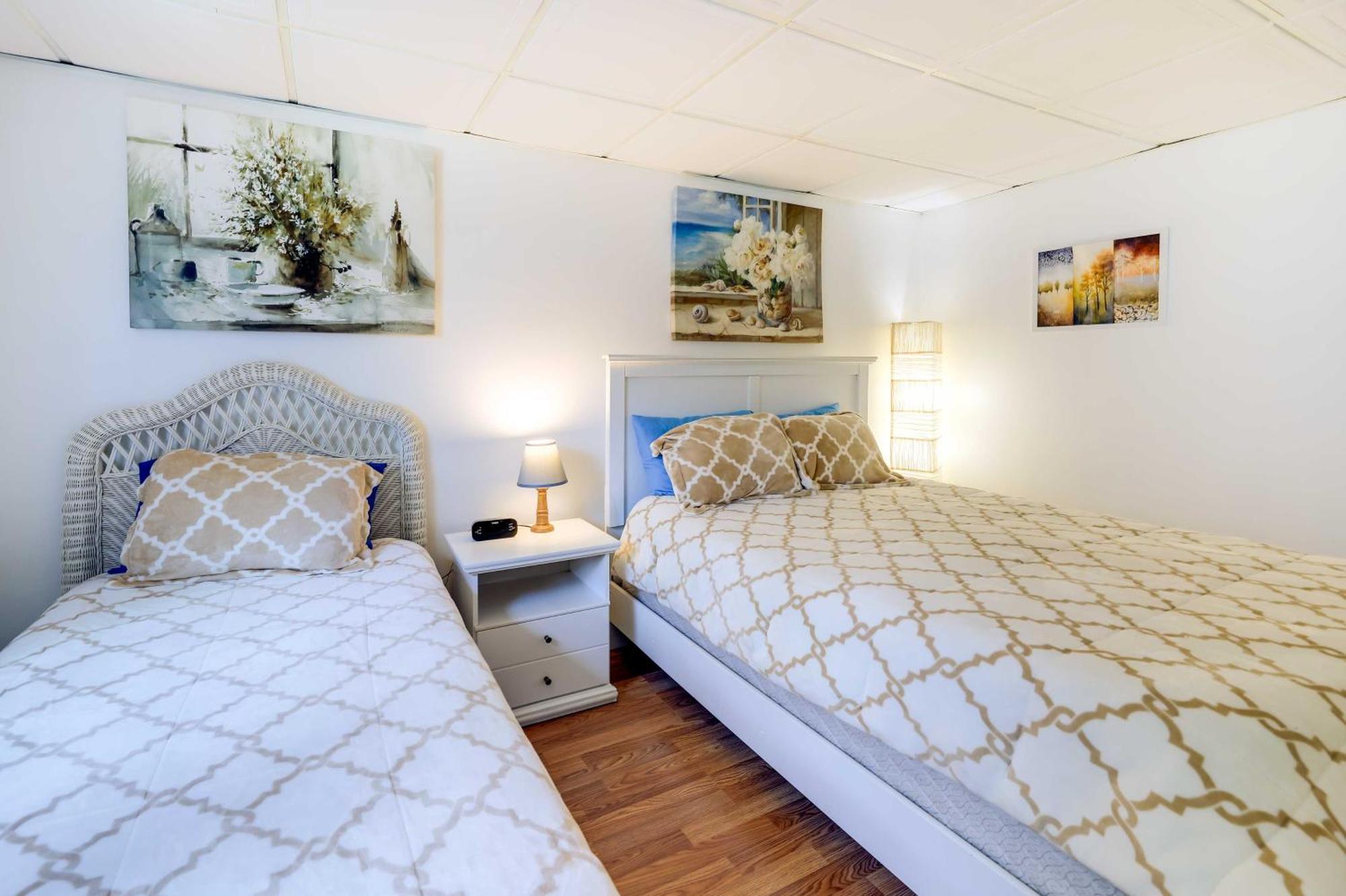 1 Ocean Fun Emerald Isle Apt, Steps To Beaches! Exterior photo