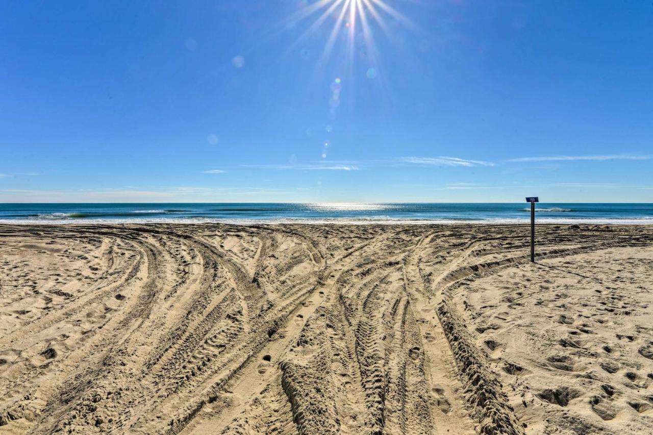 1 Ocean Fun Emerald Isle Apt, Steps To Beaches! Exterior photo